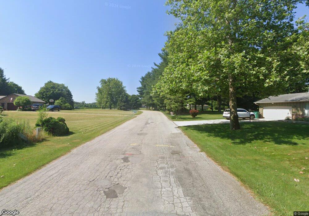 1877 N Rustic Dr, La Porte, IN 46350 - photo 1