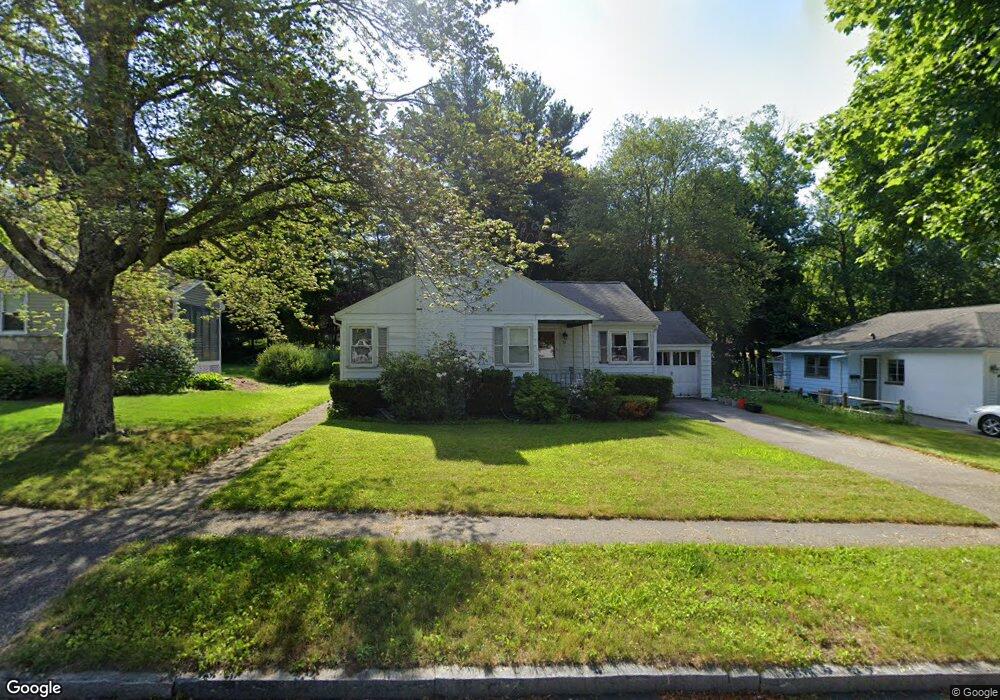 52 Kinnicutt Rd, Worcester, MA 01602 - photo 1