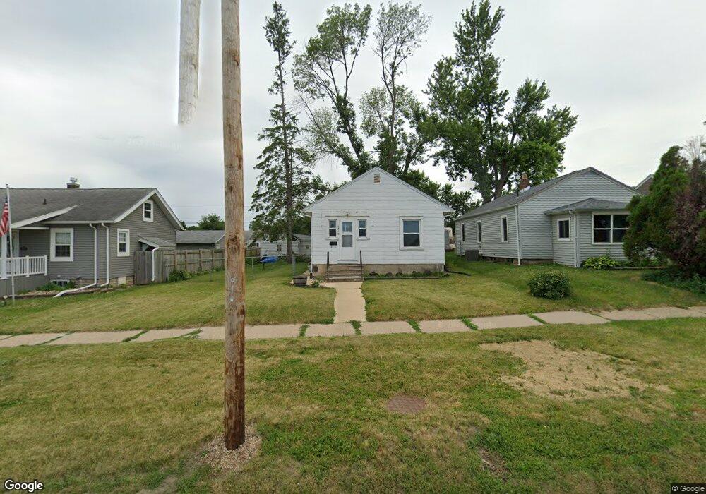 1219 16th Ave SW, Cedar Rapids, IA 52404 - photo 1