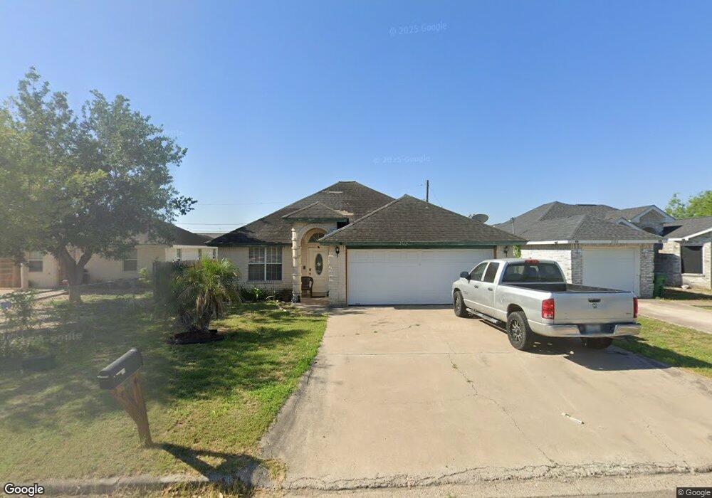 2102 N Days Cir, Pharr, TX 78577 - photo 1
