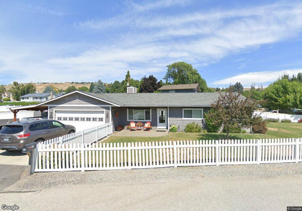 141 20th Place NE, East Wenatchee, WA 98802 - photo 1