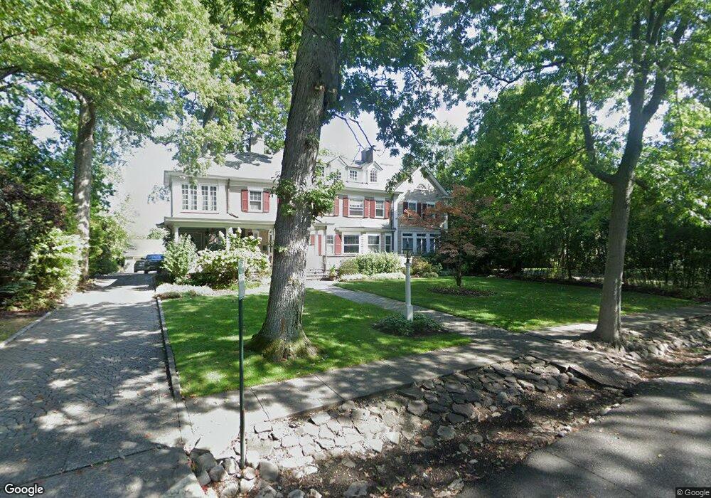 29 Hillcrest Rd, Glen Ridge, NJ 07028 - photo 1