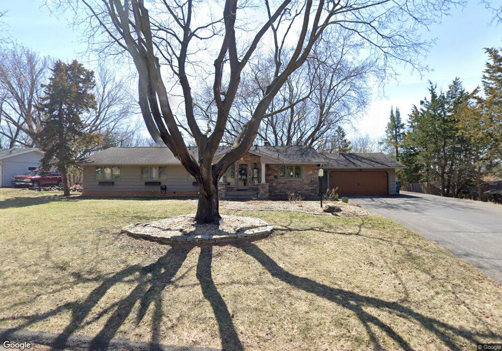 15819 Boulder Creek Dr, Minnetonka, MN 55345 - photo 1