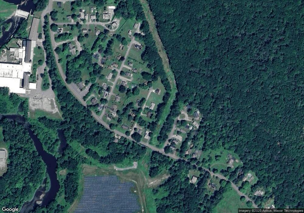 8 Walnut St, Great Barrington, MA 01230 - photo 1