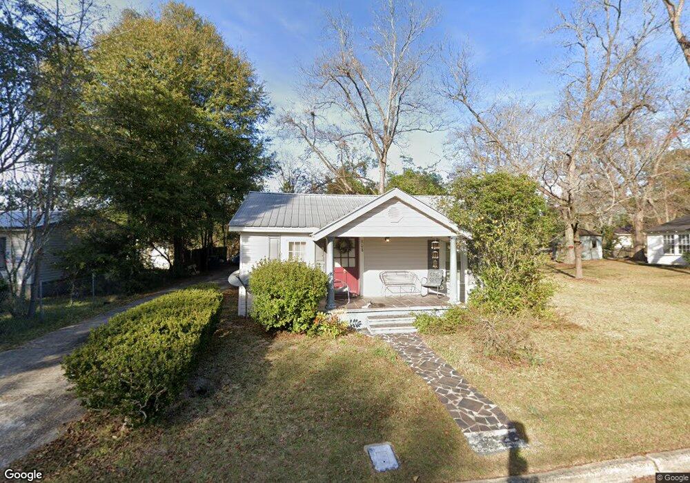 908 Monroe St, Eufaula, AL 36027 - photo 1