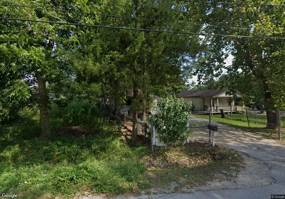 1021 Apache St, Houston, TX 77022 - photo 1