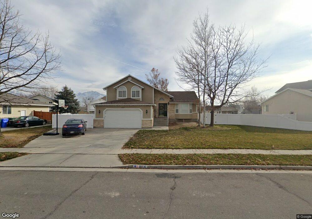 12037 Doves Landing Dr, Riverton, UT 84065 - photo 1