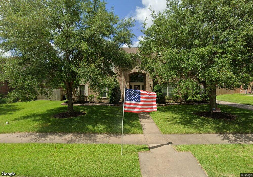 1909 Pampas Trail Dr, Friendswood, TX 77546 - photo 1