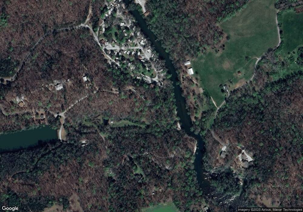 168 Cripple Creek Ln, Cleveland, GA 30528 - photo 1