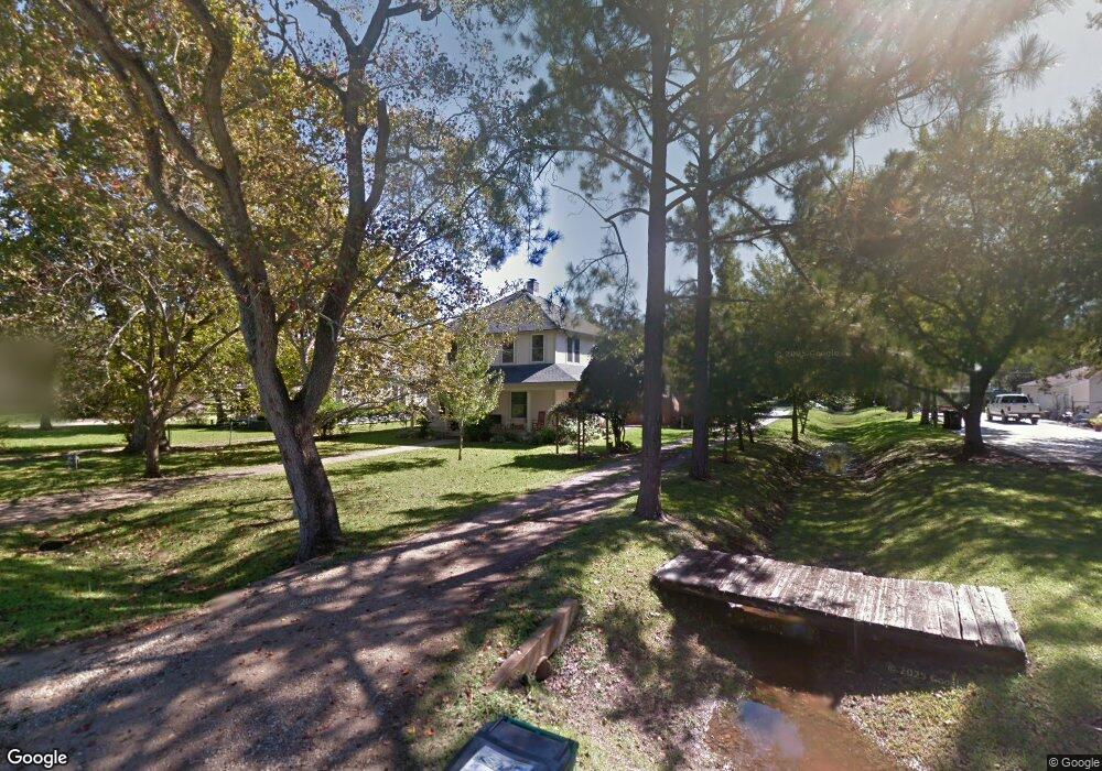 613 N Market St, Brazoria, TX 77422 - photo 1