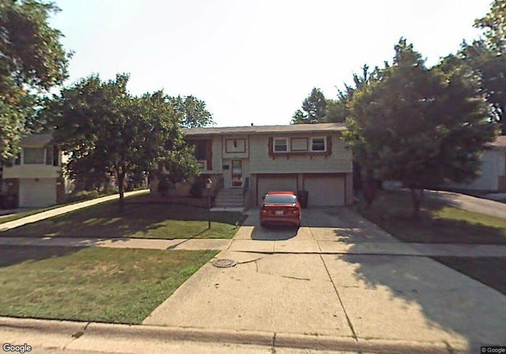 18941 Cedar Ave, Country Club Hills, IL 60478 - photo 1