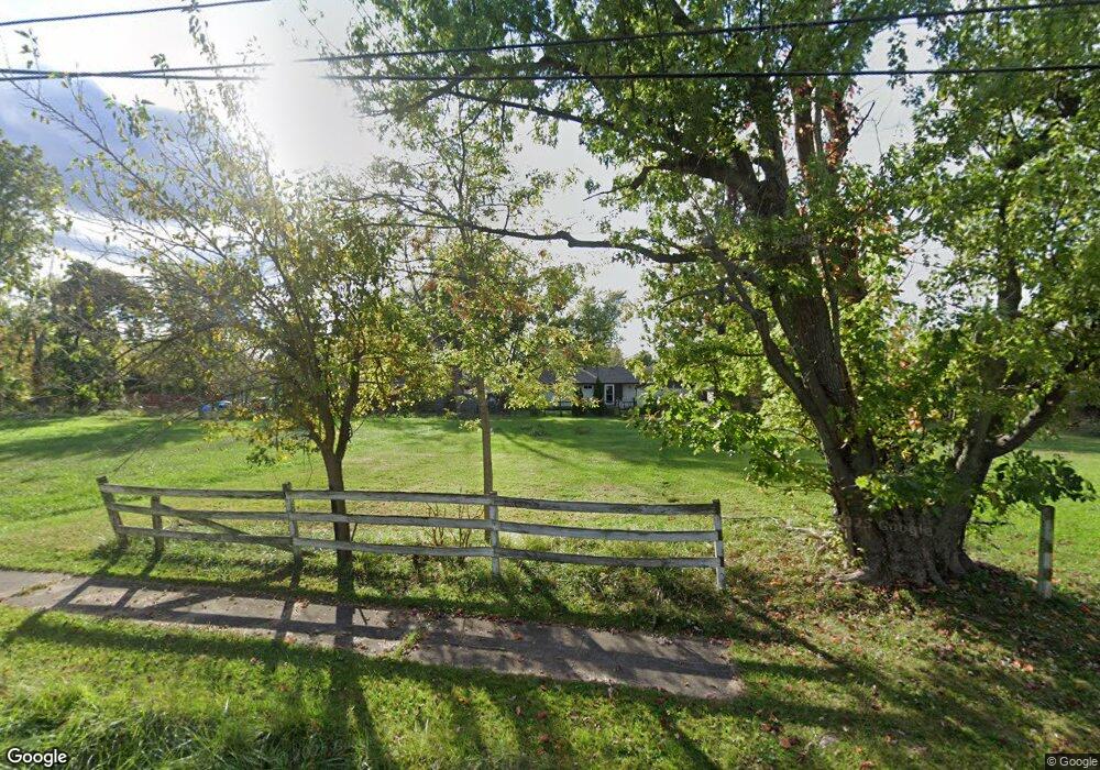 876 Community Rd, Sheffield Lake, OH 44054 - photo 1