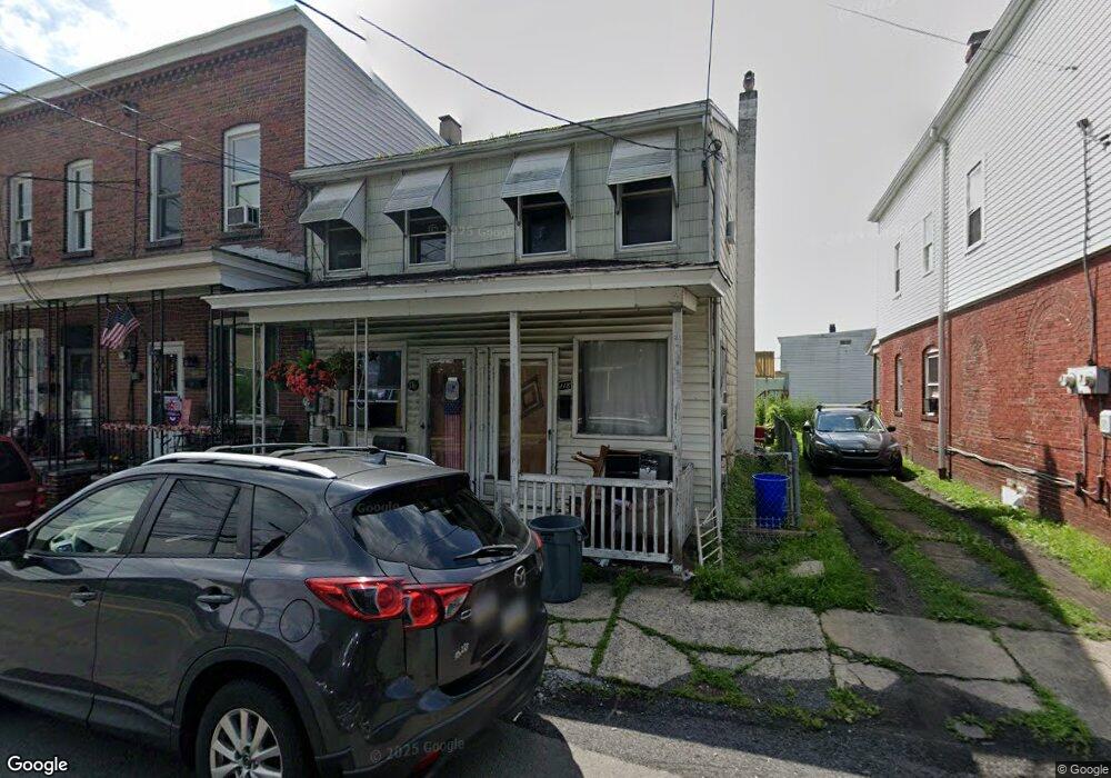 116 W Hancock St unit 118, Saint Clair, PA 17970 - photo 1