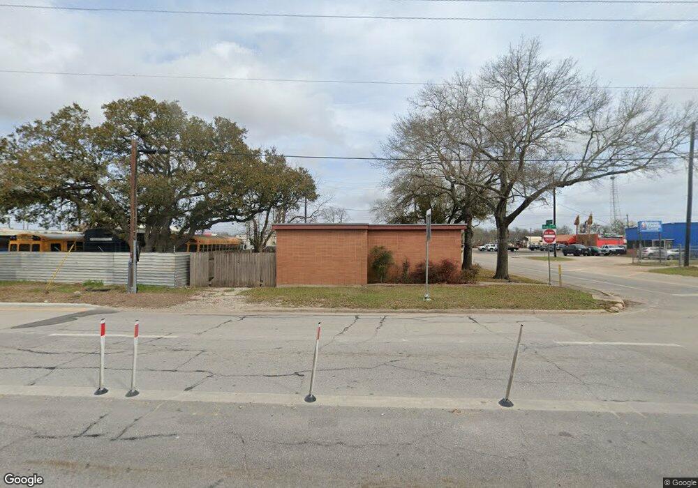 1018 Frost St, Rosenberg, TX 77471 - photo 1