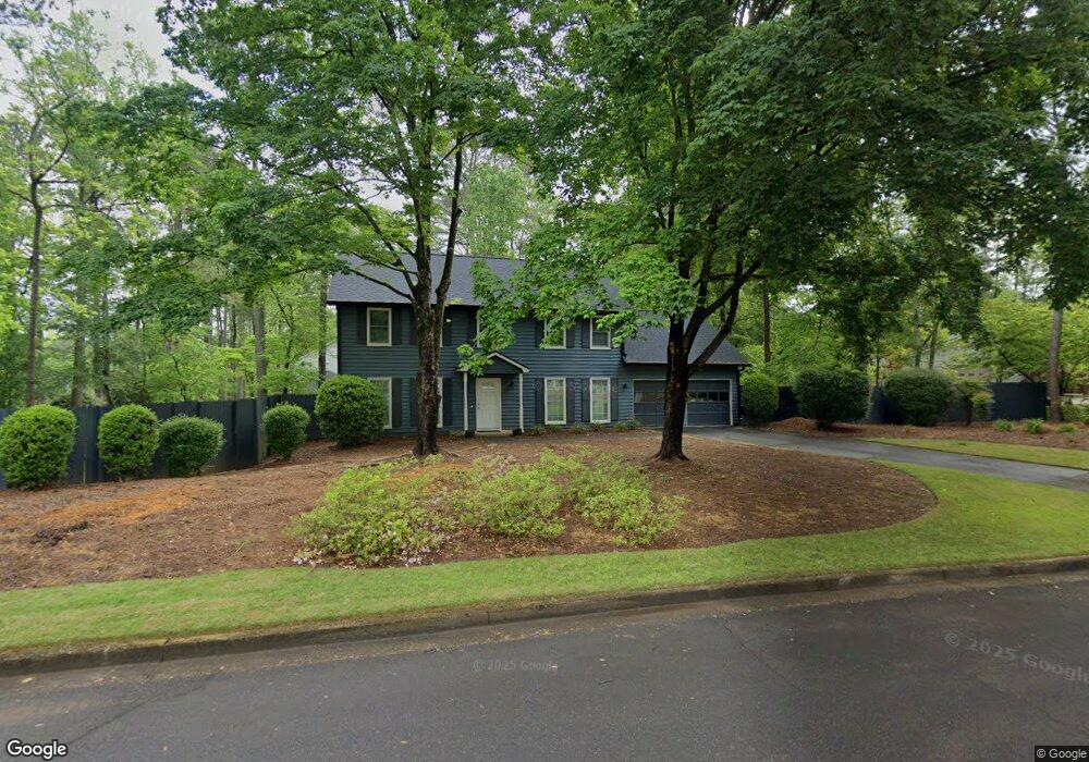 750 E Hembree Crossing, Roswell, GA 30076 - photo 1