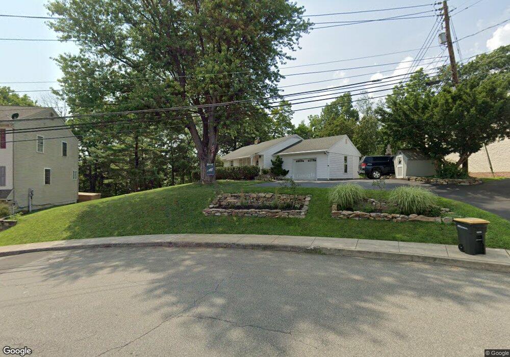 1650 Alta Dr, Whitehall, PA 18052 - photo 1