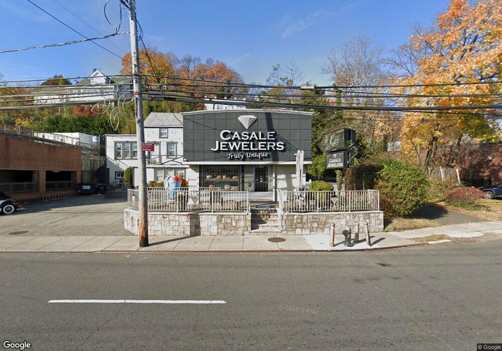 1639 Richmond Rd, Staten Island, NY 10304 - photo 1