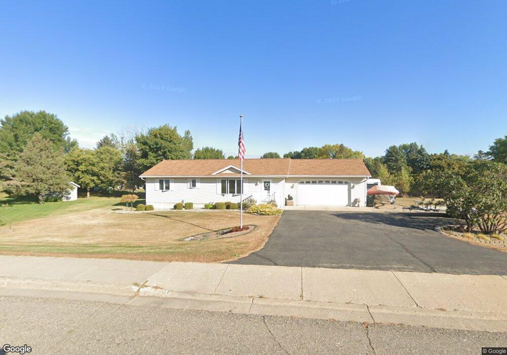 437 Voyager Dr, Alexandria, MN 56308 - photo 1