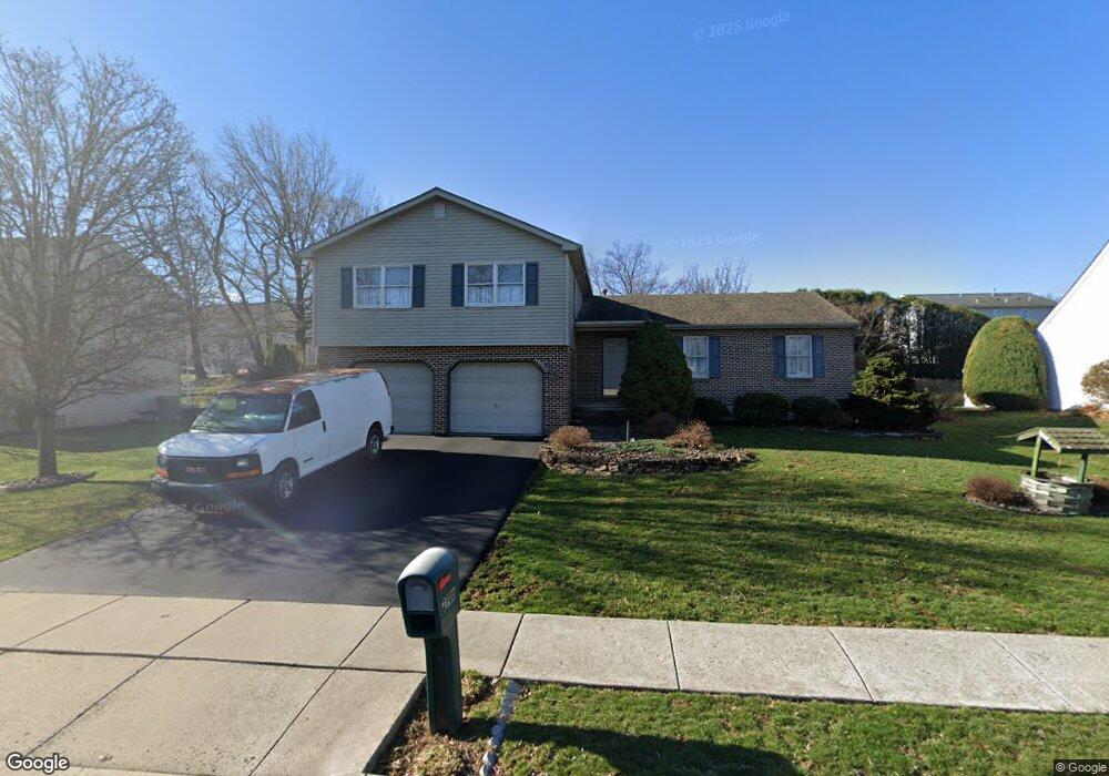 2706 Huyett Dr, Reading, PA 19608 - photo 1