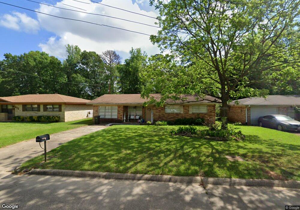 513 Johnson Ave, Wake Village, TX 75501 - photo 1