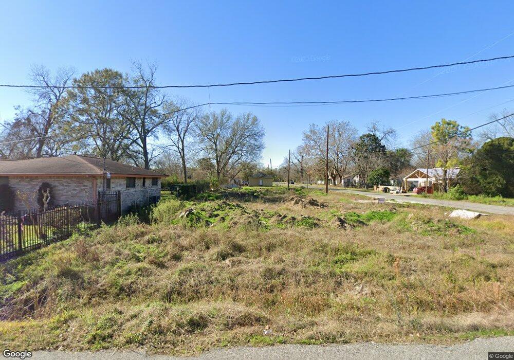 7421 Hoffman St, Houston, TX 77028 - photo 1