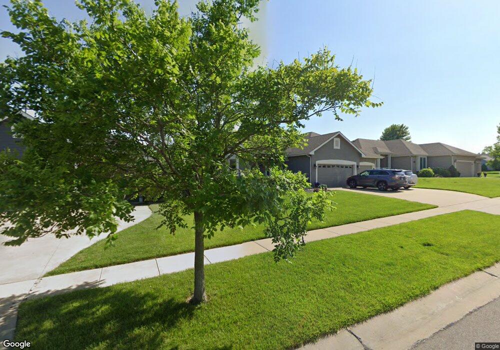 7647 SW 28th Terrace, Topeka, KS 66614 - photo 1