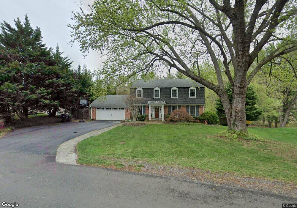 8232 Riding Ridge Place, McLean, VA 22102 - photo 1