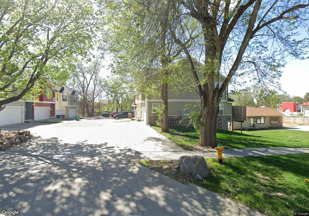 2004 63rd St unit 3, Windsor Heights, IA 50324 - photo 1