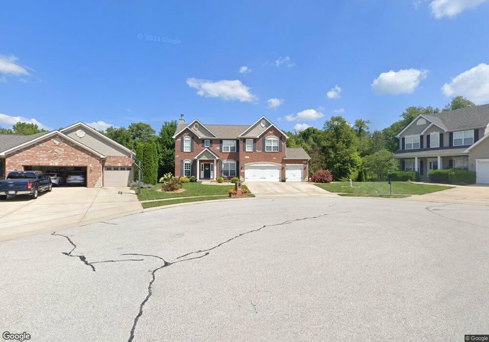 604 Thoreau Dr, O Fallon, IL 62269 - photo 1