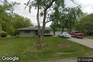 624 7th St, Ainsworth, IA 52201