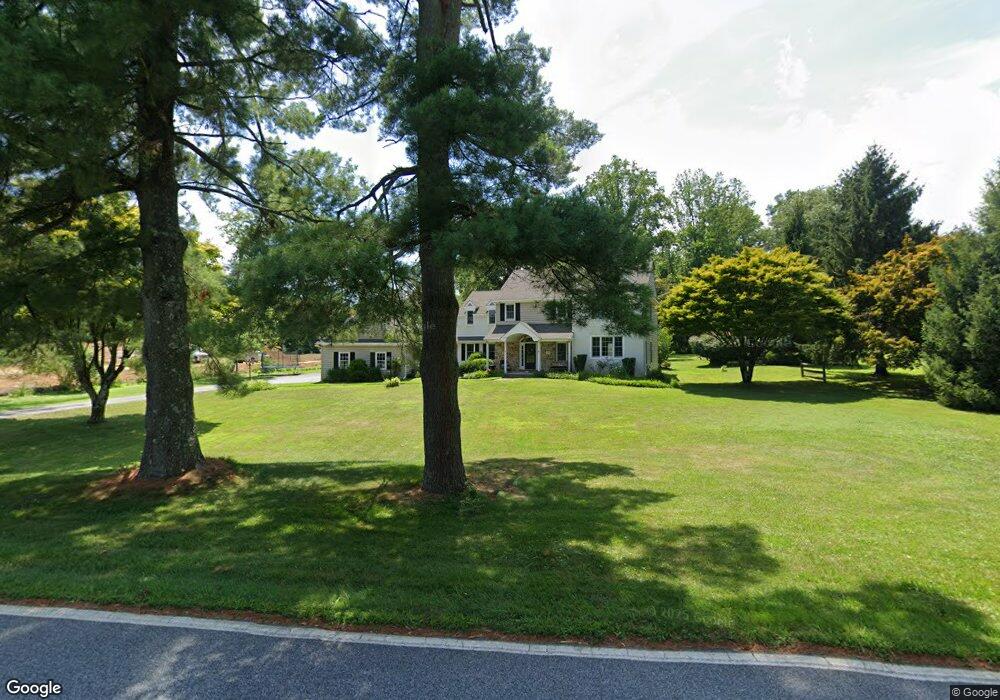 562 Old Forge Rd, Media, PA 19063 - photo 1