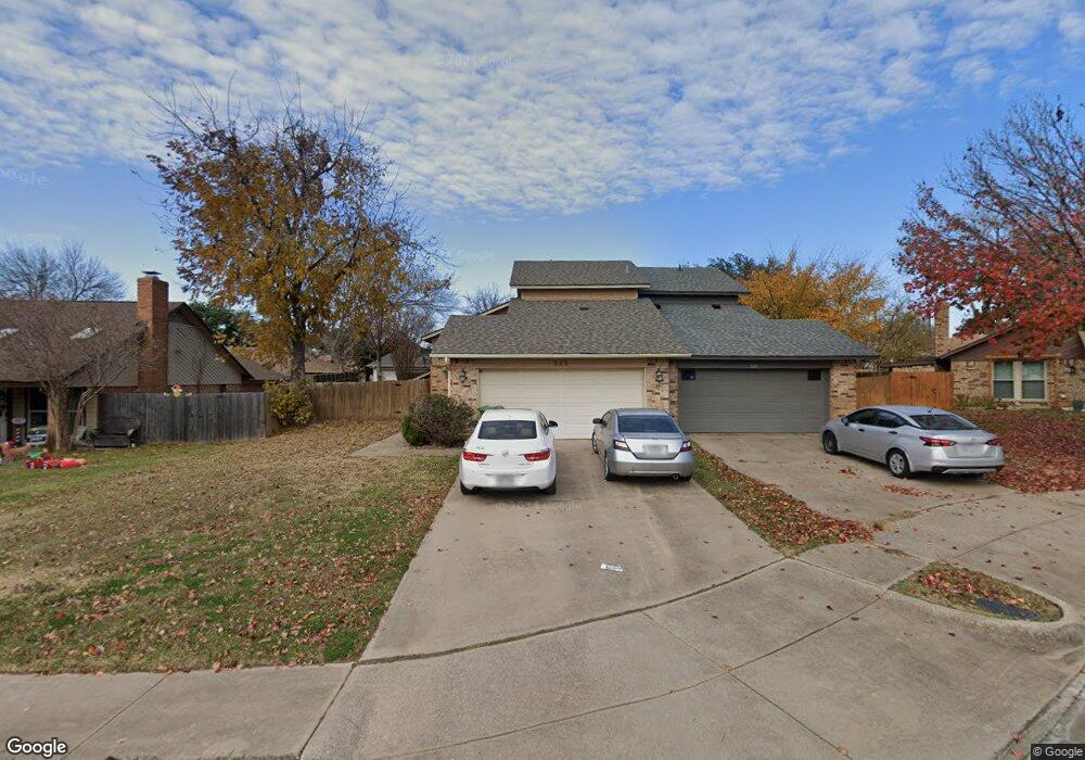 325 Mountain View Ct, Bedford, TX 76021 - photo 1