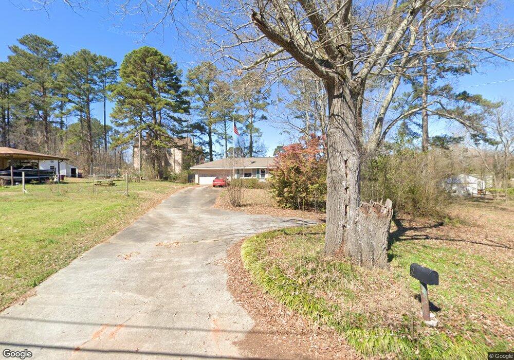 5555 Noblett Rd, Stone Mountain, GA 30087 - photo 1