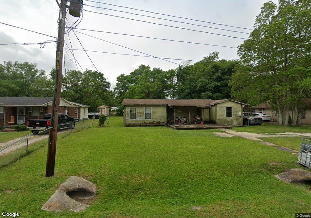 204 Sinquefield St, Atmore, AL 36502 - photo 1