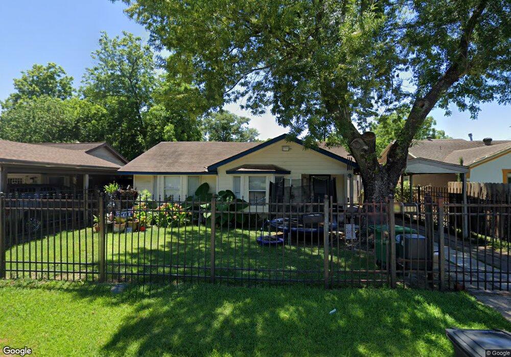 1919 Walton St, Houston, TX 77009 - photo 1