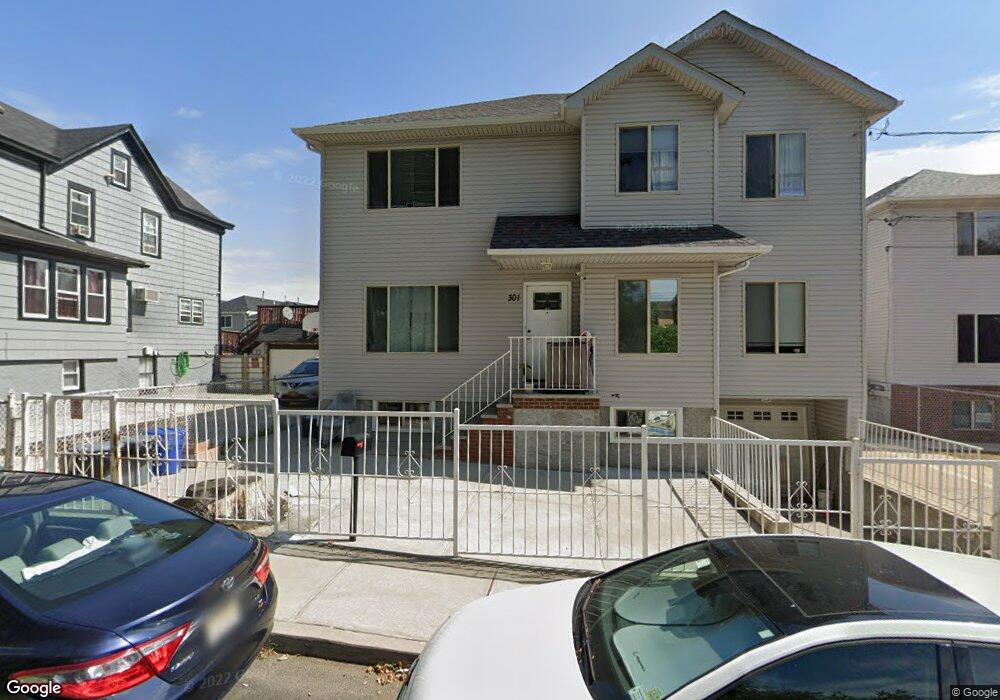 301 Osgood Ave, Staten Island, NY 10304 - photo 1
