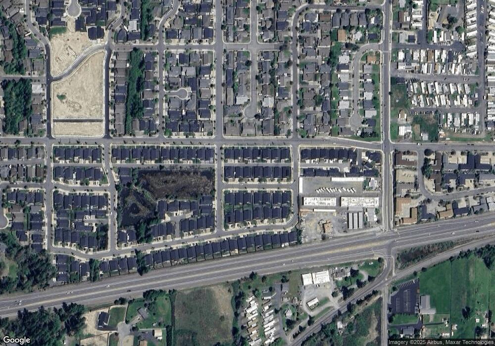 2672 Dahlia Way, Grants Pass, OR 97527 - photo 1