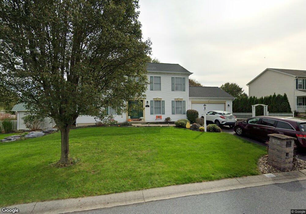 27 Oatfield Ln, Palmyra, PA 17078 - photo 1