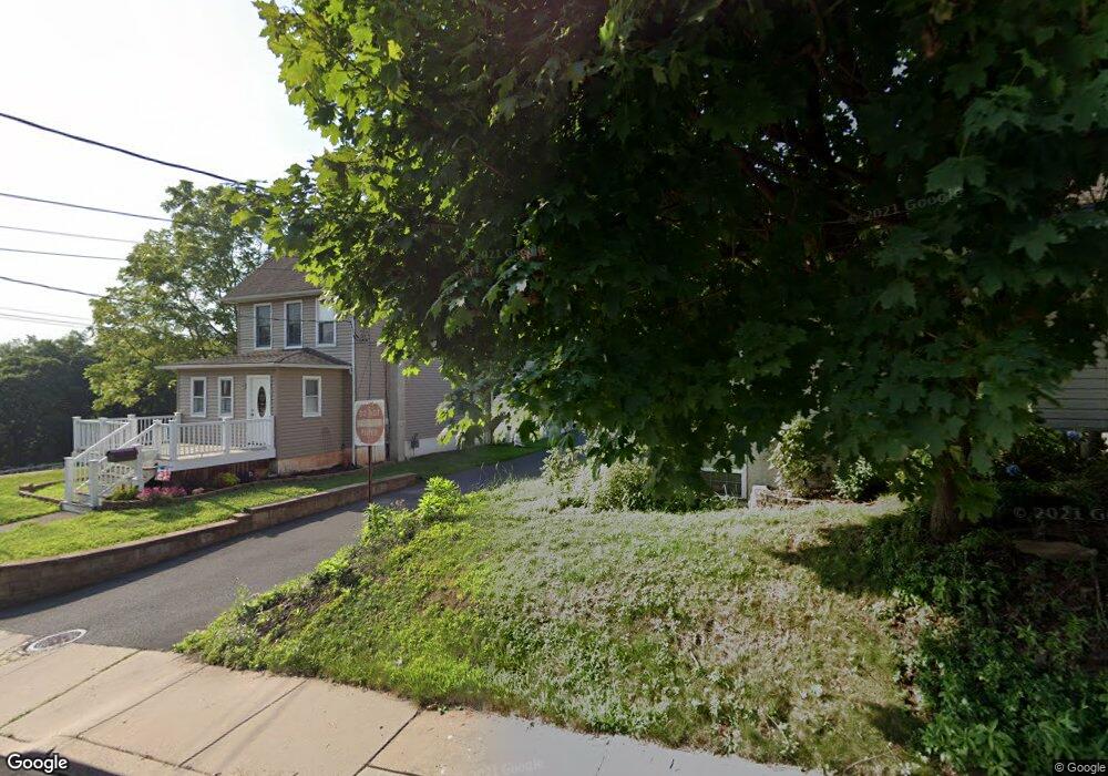 10 9th St, Sellersville, PA 18960 - photo 1