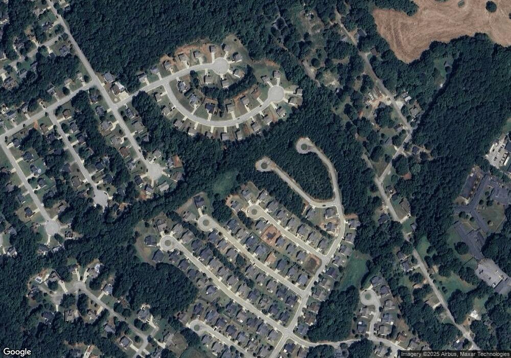 1049 Towne Cir, Social Circle, GA 30025 - photo 1