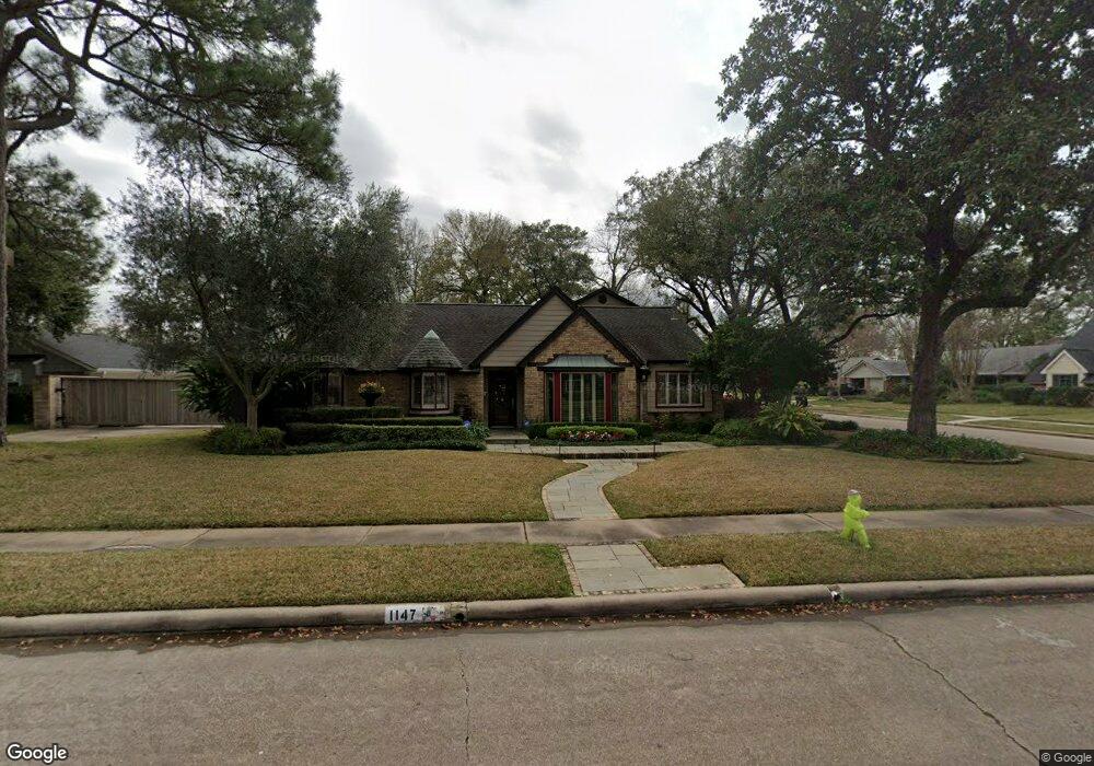 1147 Thornton Rd, Houston, TX 77018 - photo 1