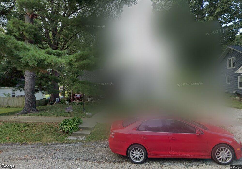 132 W Hardin St, Virginia, IL 62691 - photo 1