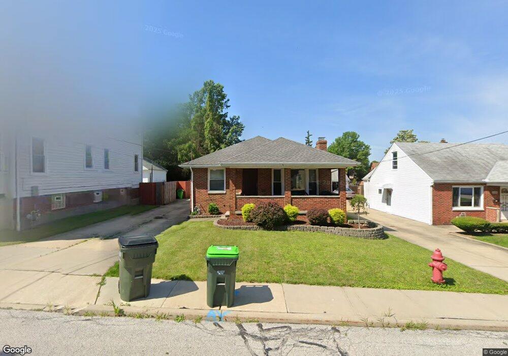 1422 Bellview St, Wickliffe, OH 44092 - photo 1