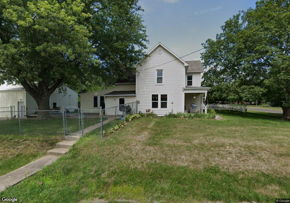 201 N Main St, Grandview, IA 52752 - photo 1