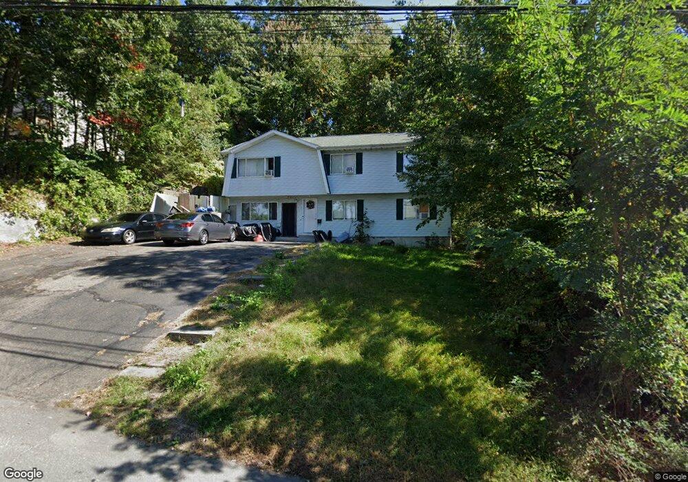 28 Oldham Ave unit 1, Waterbury, CT 06705 - photo 1