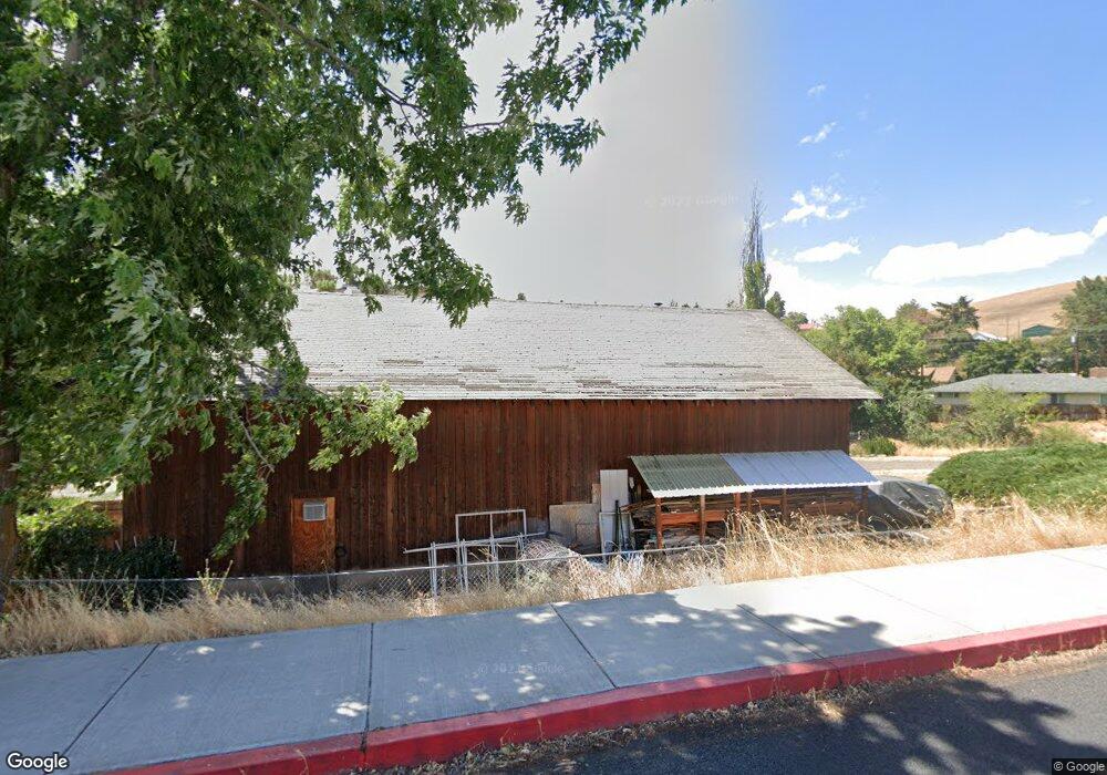 540 S East Hager St, Heppner, OR 97836 - photo 1