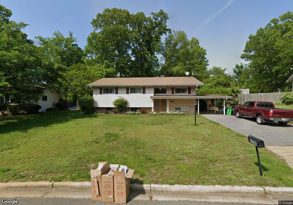 5206 Edgemere Ct, Temple Hills, MD 20748 - photo 1