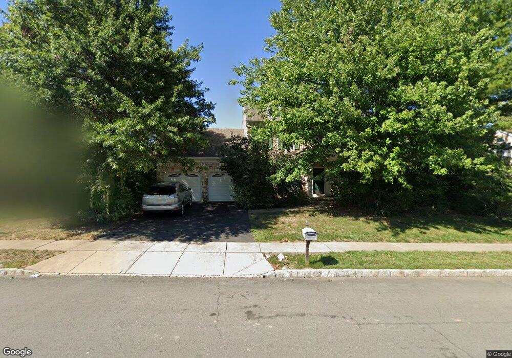 4 Crestview Dr, Kendall Park, NJ 08824 - photo 1