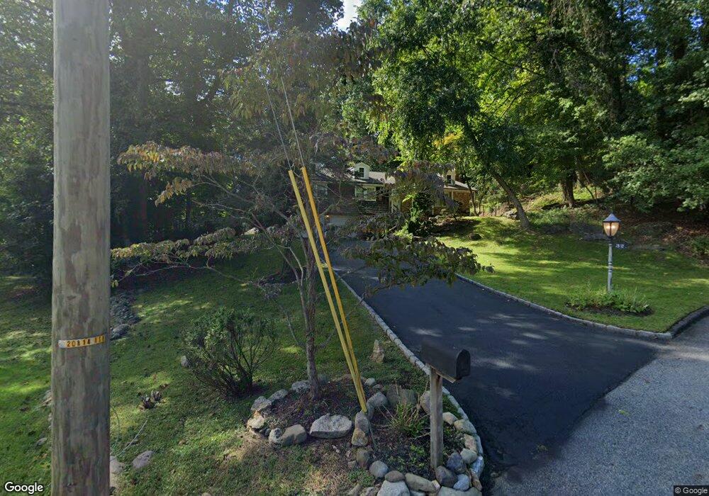 32 Overbrook Rd, Upper Saddle River, NJ 07458 - photo 1