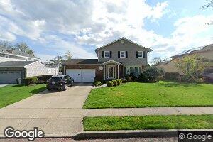 162 Executive Dr, New Hyde Park, NY 11040